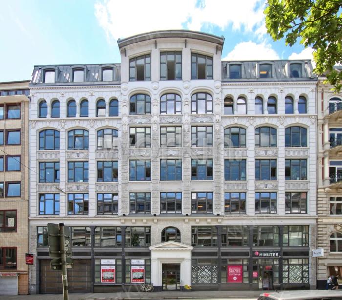 Büro mieten Hamburg-Neustadt: Universal Haus, Kaiser-Wilhelm-Straße 93. nahe Johannes-Brahms-Platz. Foto 2
