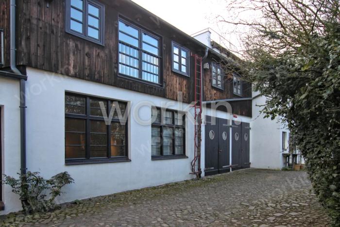 Büro mieten Hamburg-Ottensen: Alte Remise, Kirchentwiete 37-39. nahe Bahnhof Altona. Foto 3