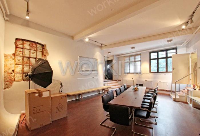 Büro mieten Hamburg-Ottensen: Alte Remise, Kirchentwiete 37-39. nahe Bahnhof Altona. Foto 4