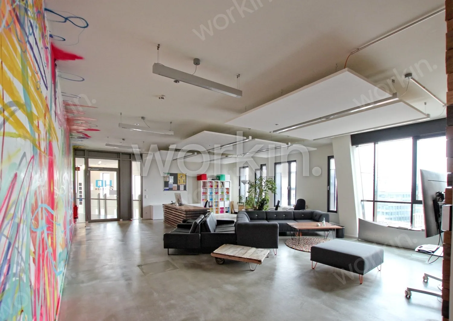Büro mieten Hamburg-HafenCity: Sumatrakontor, Überseeallee 1-3. nahe Hauptbahnhof. Foto 1