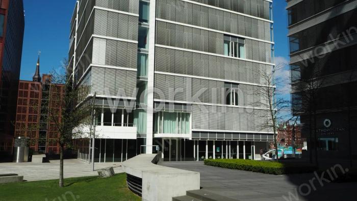 Büro mieten Hamburg-HafenCity: Hamburg-Amerika-Center, Am Sandtorkai 48. nahe Hauptbahnhof. Foto 3