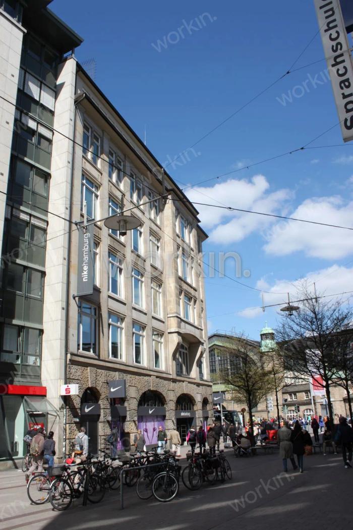 Büro mieten Hamburg-Altstadt (City): Klosterburg, Glockengießerwall 1. nahe Hauptbahnhof. Foto 3
