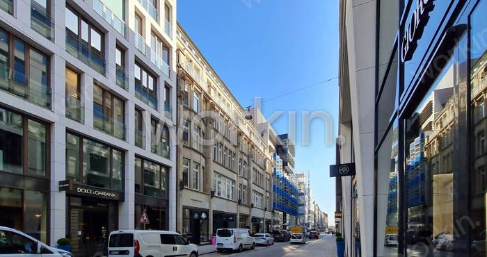 Büro mieten Hamburg-Neustadt: Paulsenhaus, Neuer Wall 72. nahe Hauptbahnhof. Foto 5
