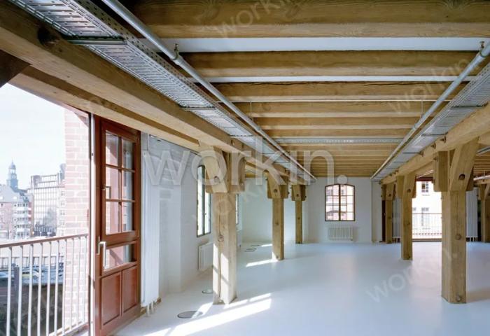 Büro mieten Hamburg-HafenCity: Speicherblock Q, St. Annenufer 5. nahe Hauptbahnhof. Foto 4
