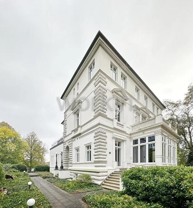 Büro mieten Hamburg-Harvestehude: Altbauvilla Alsterblick, Harvestehuder Weg 48. nahe Dammtorbahnhof. Foto 3