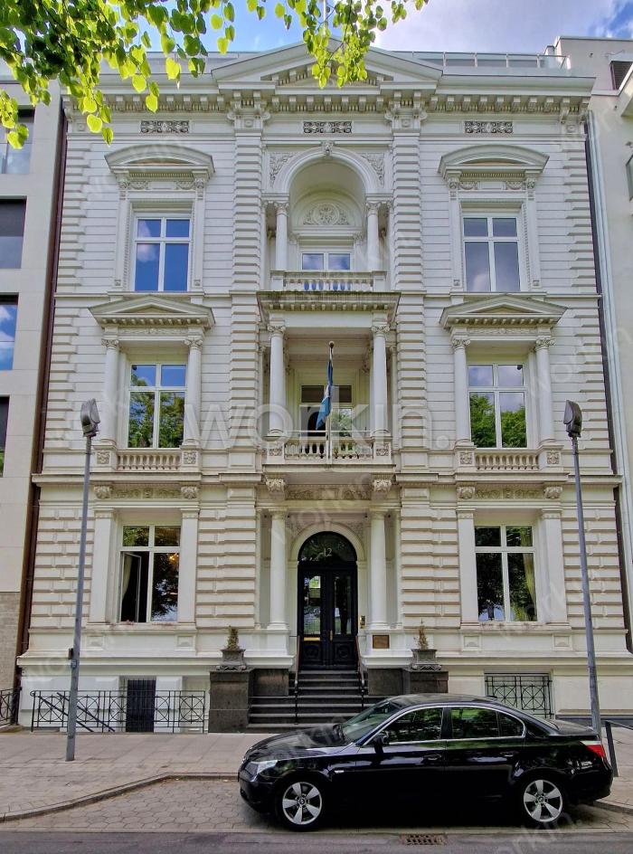 Büro mieten Hamburg-Harvestehude: Villa am Alsterufer, Alsterufer 12. nahe Stephansplatz. Foto 2