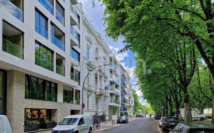 Büro mieten Hamburg-Harvestehude: Villa am Alsterufer, Alsterufer 12. nahe Stephansplatz