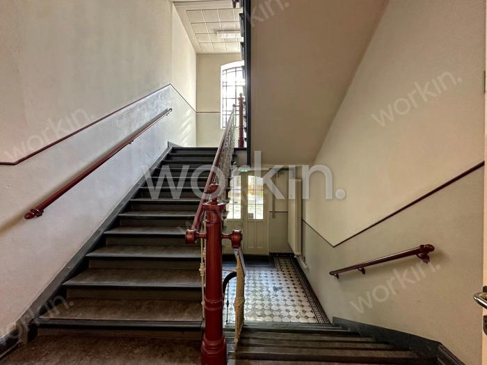 Büro mieten Hamburg-St. Pauli: Schule St. Pauli, Seilerstraße 41-43. nahe Hauptbahnhof. Foto 3