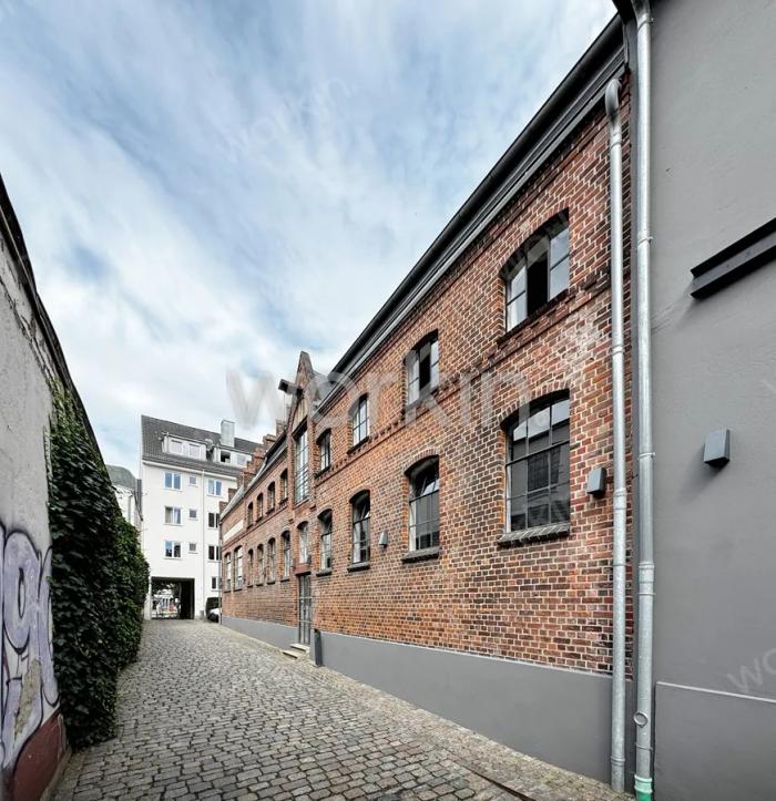 Büro mieten Hamburg-Sternschanze: Alte Pferdeapotheke + Stall, Neuer Pferdemarkt 23. nahe Dammtorbahnhof