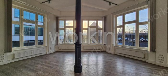 Büro mieten Hamburg-Neustadt: Hafenhof, Vorsetzen 53. nahe Landungsbrücken. Foto 2